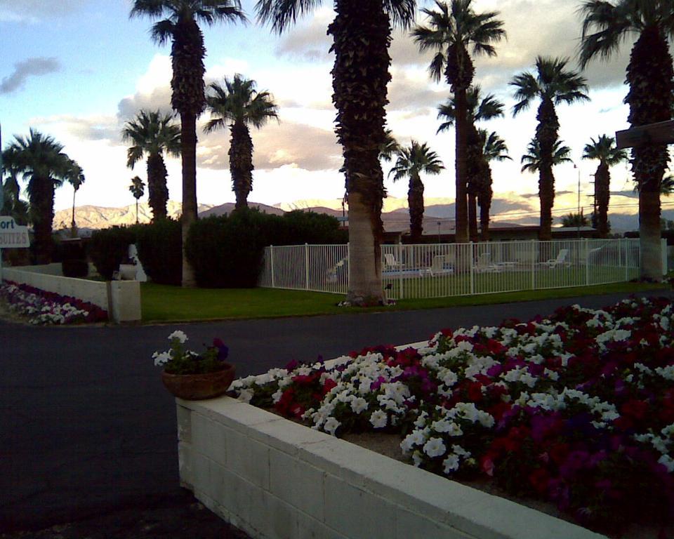 Stanlunds Inn And Suites Borrego Springs Exterior foto