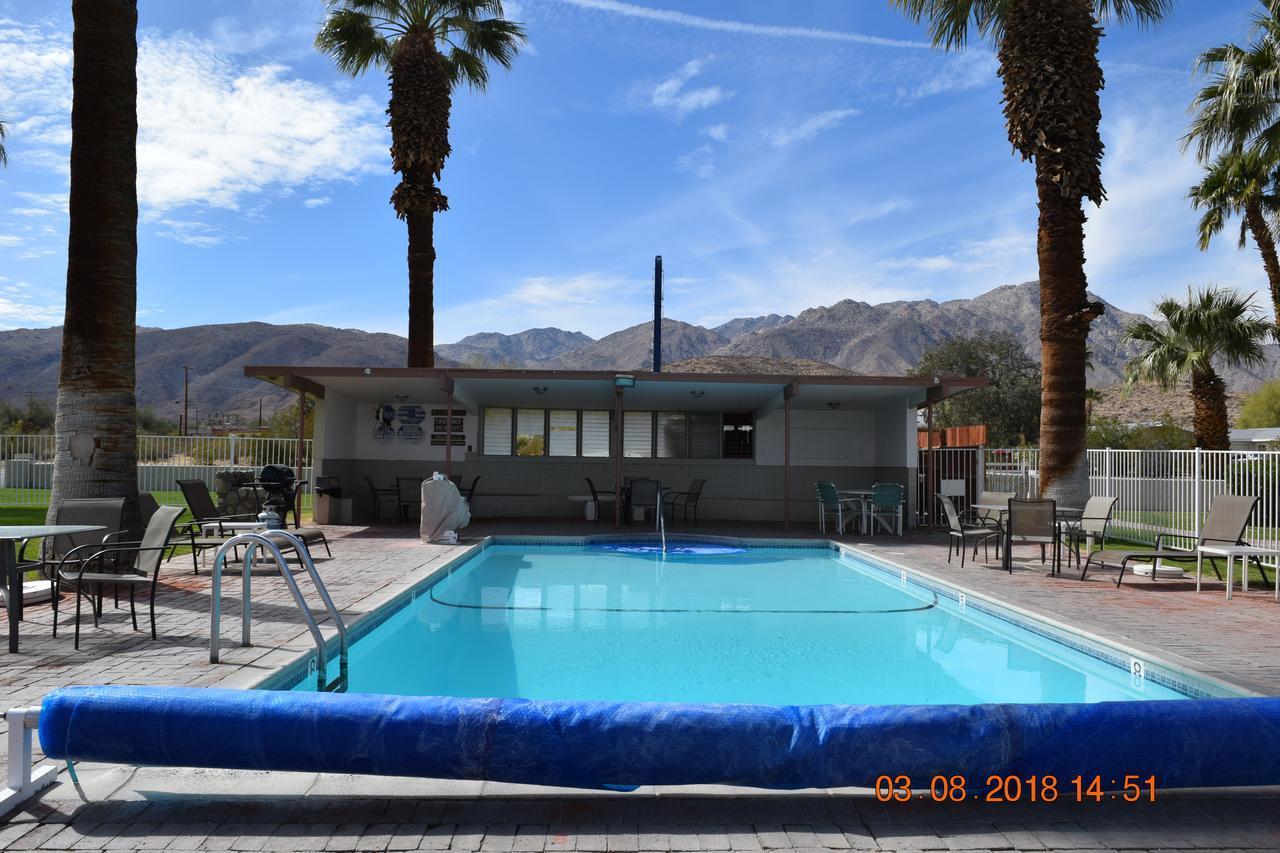 Stanlunds Inn And Suites Borrego Springs Exterior foto