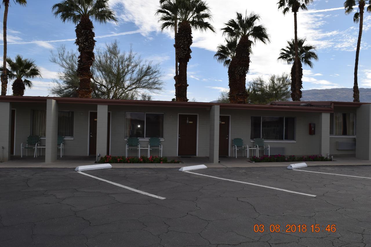 Stanlunds Inn And Suites Borrego Springs Exterior foto